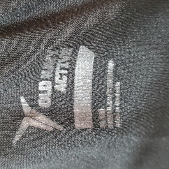 Old Navy Active wear black and green shorts - Picture 6 of 8